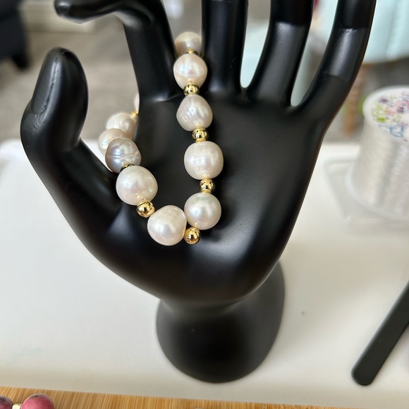 Genuine Cultured Pearl Bracelet - Picture 1 of 2